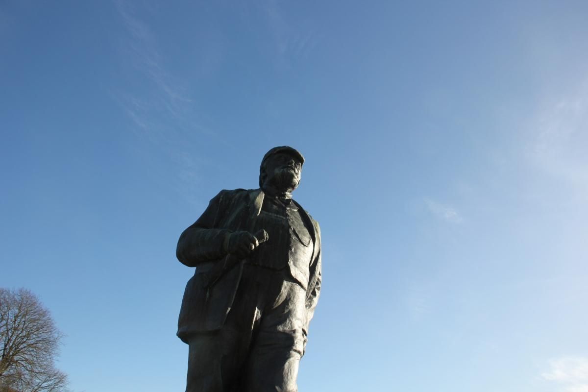 Statue af E.M. Dalgas i Viborg