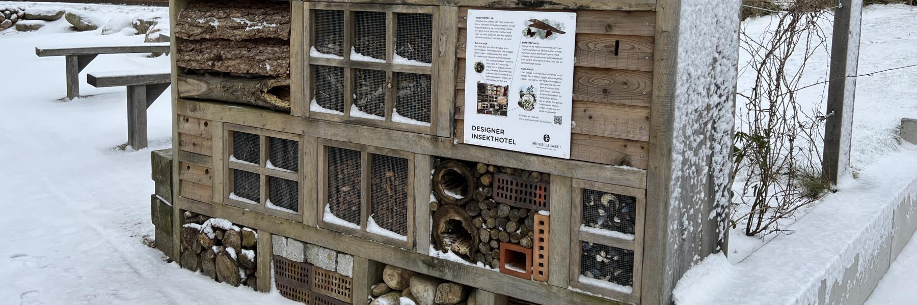 Insekthotel-Biodiversitetsparken.JPG