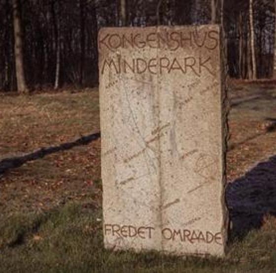 Ved indgangen til Kongenshus Mindepark 